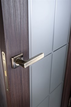 Ручка дверная "Равенна" на 02 розетке - фото 80794