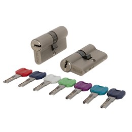 Цилиндровый Punto (Пунто) механизм MaxPro7000Key70mm(30+10+30) SN никель 7key